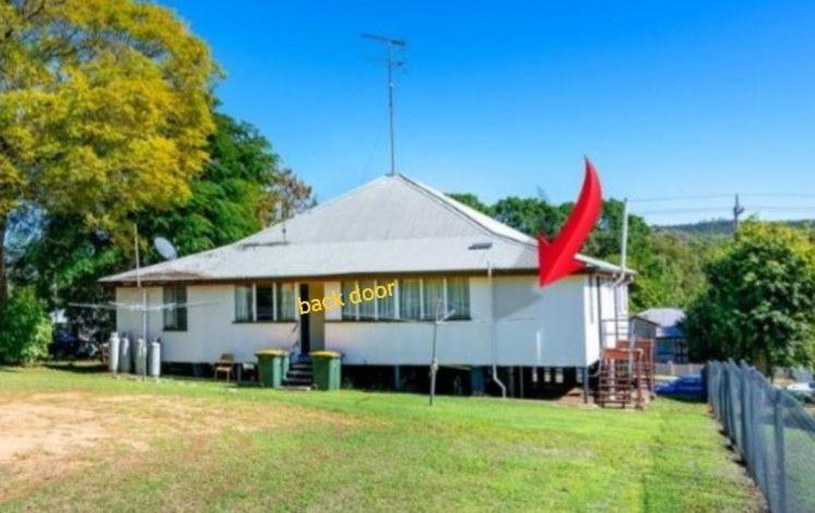 Golden Mt Rest Off Pepperina Lane Hotel Mount Morgan Exterior foto